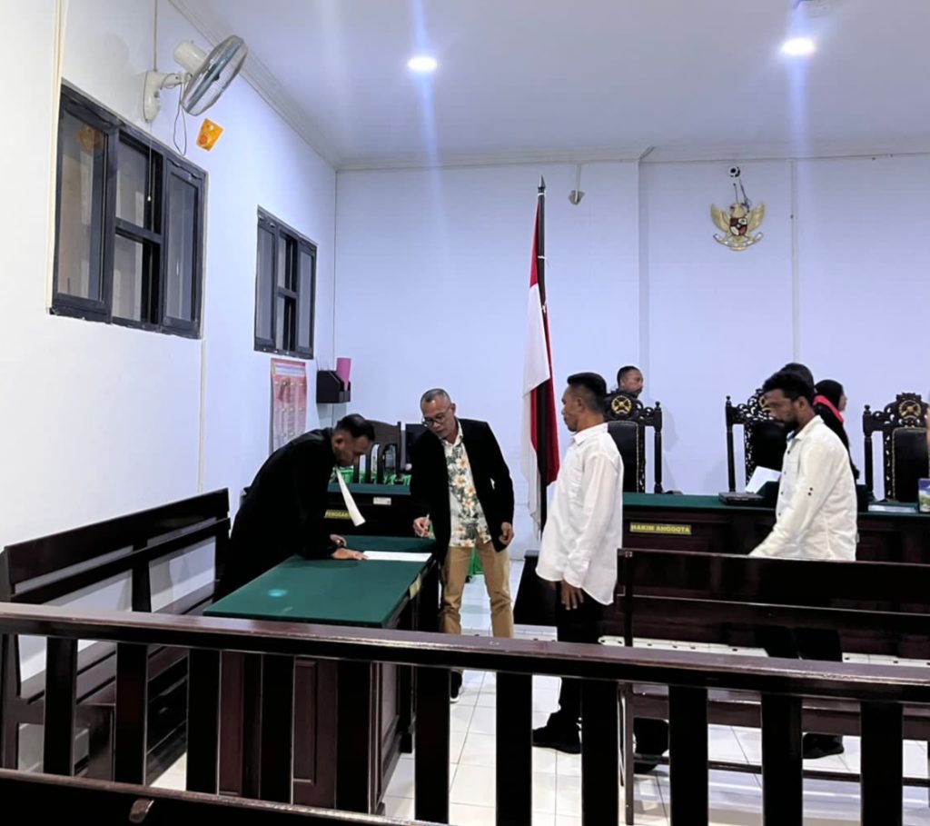 Hakim Vonis 8 Tahun Penjara Bagi Dua Pelaku Pembakaran Rumah Warga Masihulan