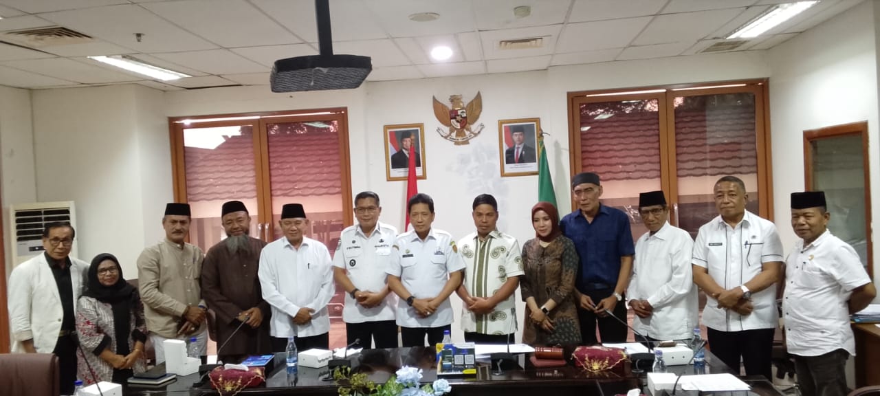 Komisi I DPRD Maluku Bersama Pemprov, Pemkot Ambon dan MUI Bahas Lahan TPU, Senilai 6,8 Miliar